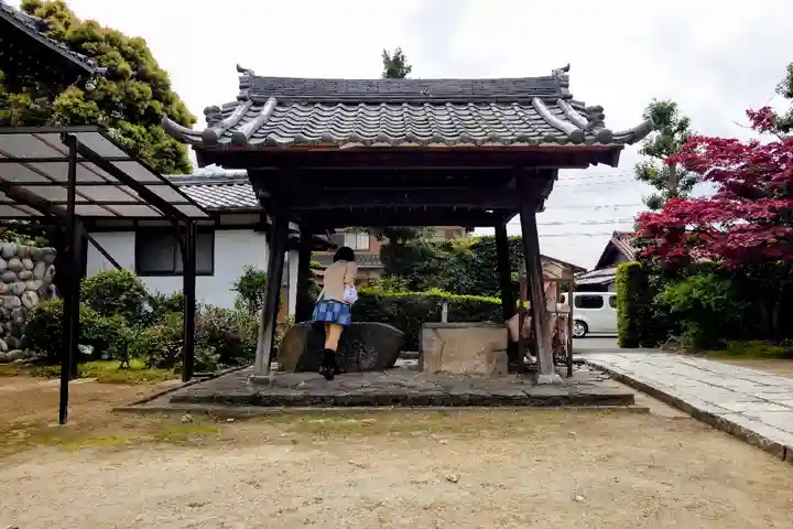 願永寺の手水舎