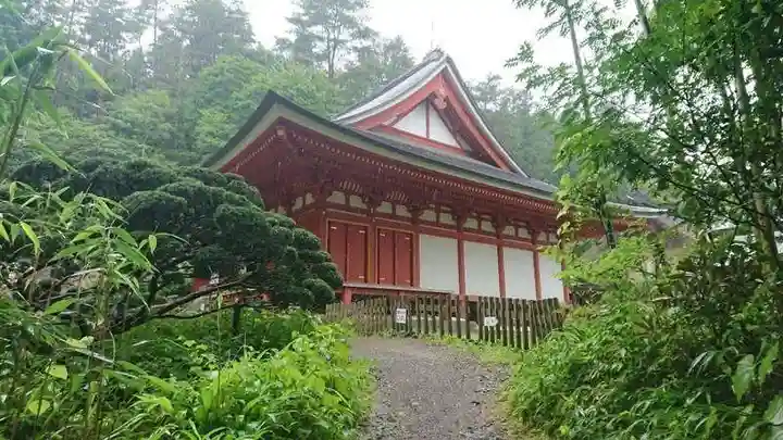 達谷西光寺の本殿・本堂