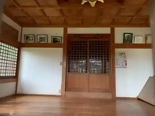 八幡神社の本殿・本堂