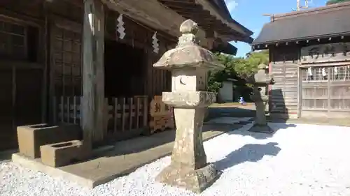 優婆夷宝明神社の本殿・本堂