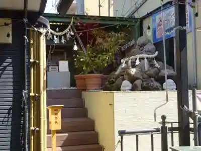 菊名神社の末社・摂社