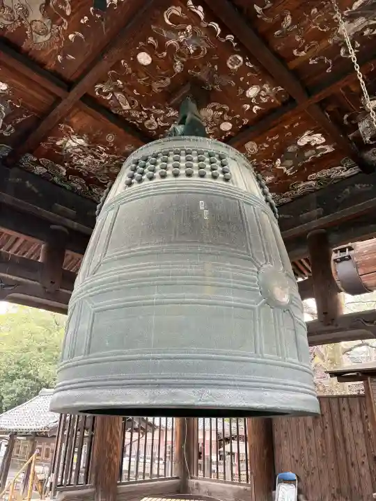 方広寺の{uncategorized: "未分類", other: "その他", undefined: "問題あり", building: "その他建物", grave: "お墓", sacred_gate: "鳥居", guardian: "狛犬", statue: "像", buddha: "仏像", history: "歴史", nature: "自然", garden: "庭園", animal: "動物", pagoda: "塔", temizu: "手水舎", mountain_gate: "山門・神門", sanctuary: "本殿・本堂", subordinate: "末社・摂社", art: "芸術", scenery: "景色", jizo: "地蔵", ema: "絵馬", goshuin: "御朱印", omikuji: "おみくじ", items: "授与品その他", amulet: "お守り", goshuincho: "御朱印帳", eats: "食事", festival: "お祭り", votive_dance: "神楽", shichigosan: "七五三参", wedding: "結婚式", experience: "体験その他", initially: "初詣", around: "周辺", anti_infection: "感染症対策"}