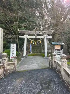 日本唯一香辛料の神　波自加彌神社の{uncategorized: "未分類", other: "その他", undefined: "問題あり", building: "その他建物", grave: "お墓", sacred_gate: "鳥居", guardian: "狛犬", statue: "像", buddha: "仏像", history: "歴史", nature: "自然", garden: "庭園", animal: "動物", pagoda: "塔", temizu: "手水舎", mountain_gate: "山門・神門", sanctuary: "本殿・本堂", subordinate: "末社・摂社", art: "芸術", scenery: "景色", jizo: "地蔵", ema: "絵馬", goshuin: "御朱印", omikuji: "おみくじ", items: "授与品その他", amulet: "お守り", goshuincho: "御朱印帳", eats: "食事", festival: "お祭り", votive_dance: "神楽", shichigosan: "七五三参", wedding: "結婚式", experience: "体験その他", initially: "初詣", around: "周辺", anti_infection: "感染症対策"}