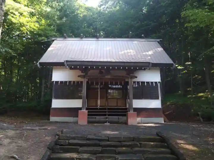 温根湯神社の本殿・本堂