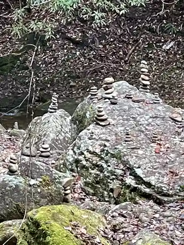 龍鎮神社の像