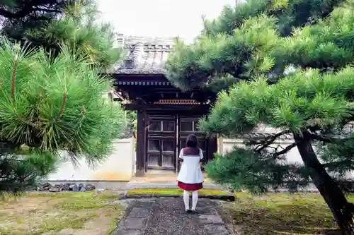 実相寺の山門・神門