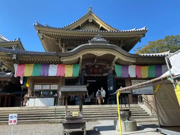 善光寺の本殿・本堂