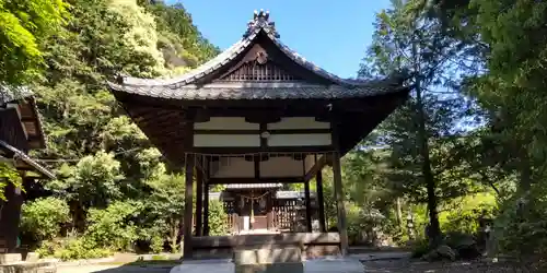 蝉丸神社の建物その他