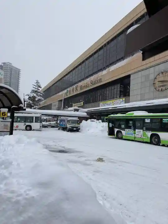 三ツ石神社の周辺