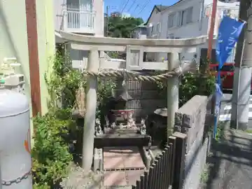 太刀花稲荷(神奈川県)