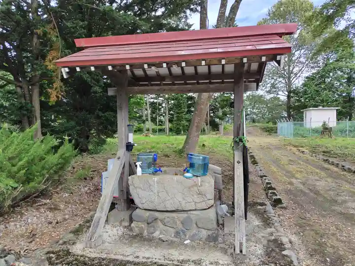 人舞神社の手水舎