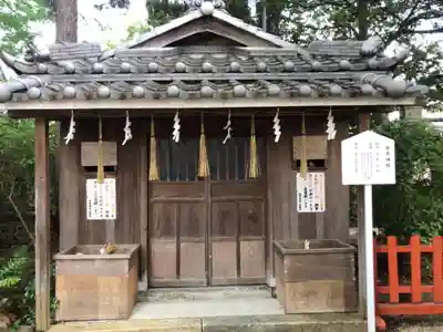 荒井神社の末社・摂社