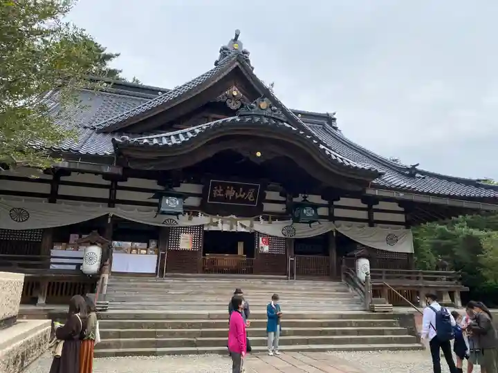 尾山神社の本殿・本堂