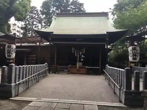 星川杉山神社の本殿