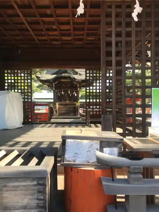 唐崎神社の本殿・本堂