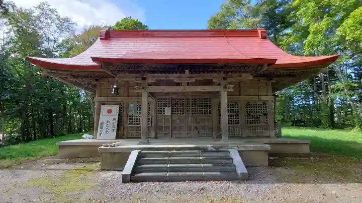 中川神社の本殿・本堂