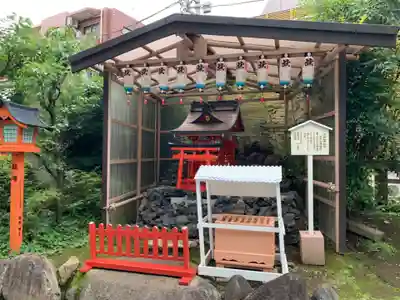 京濱伏見稲荷神社の末社・摂社