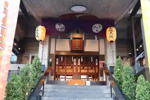烏森神社の本殿・本堂