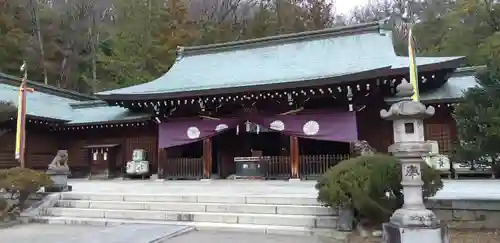 山梨縣護國神社の本殿・本堂
