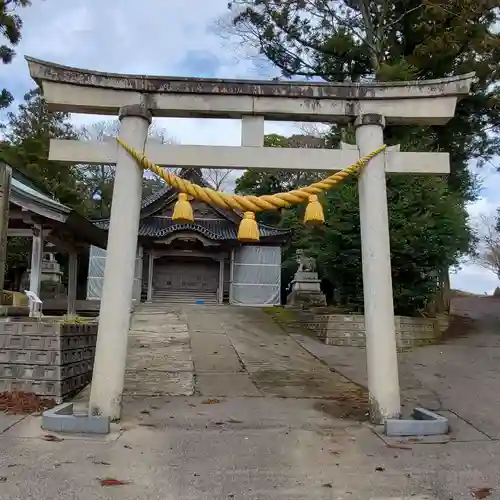 冨木八幡神社の鳥居