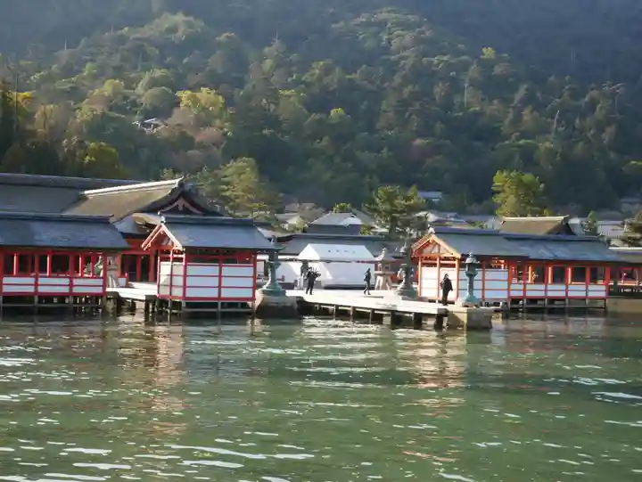 厳島神社(広島県)
