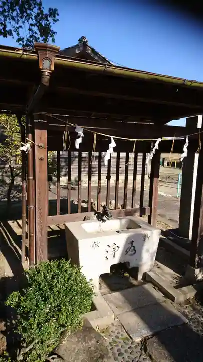 深田神社の手水舎