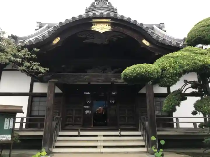光明寺の本殿・本堂