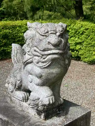 疫神社の狛犬