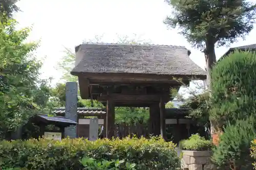 極楽寺（霊鷲山感應院極楽律寺）の山門・神門