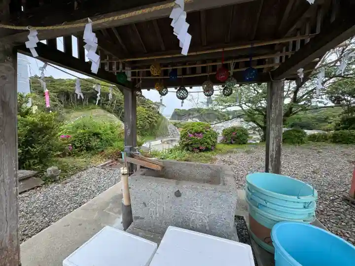 江名諏訪神社の{uncategorized: "未分類", other: "その他", undefined: "問題あり", building: "その他建物", grave: "お墓", sacred_gate: "鳥居", guardian: "狛犬", statue: "像", buddha: "仏像", history: "歴史", nature: "自然", garden: "庭園", animal: "動物", pagoda: "塔", temizu: "手水舎", mountain_gate: "山門・神門", sanctuary: "本殿・本堂", subordinate: "末社・摂社", art: "芸術", scenery: "景色", jizo: "地蔵", ema: "絵馬", goshuin: "御朱印", omikuji: "おみくじ", items: "授与品その他", amulet: "お守り", goshuincho: "御朱印帳", eats: "食事", festival: "お祭り", votive_dance: "神楽", shichigosan: "七五三参", wedding: "結婚式", experience: "体験その他", initially: "初詣", around: "周辺", anti_infection: "感染症対策"}