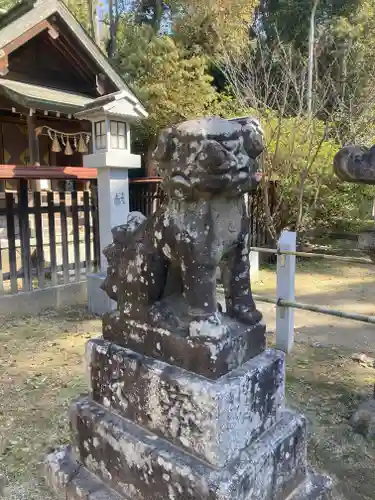 大鳥美波比神社（大鳥大社境内摂社）の狛犬