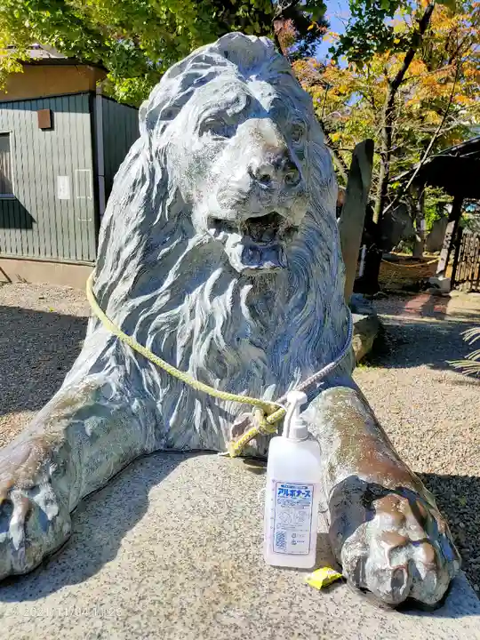三囲神社の狛犬