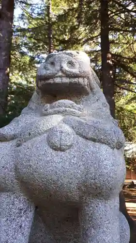 岩内神社の狛犬