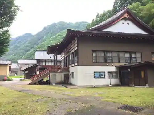 願慶寺の本殿