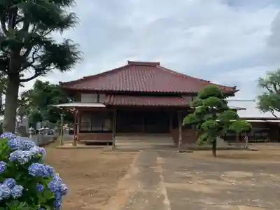 大相寺の本殿・本堂