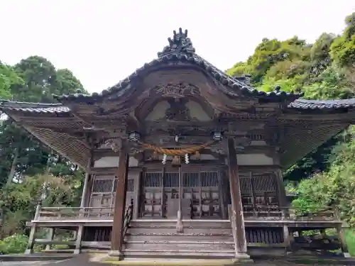 大宮神社の{uncategorized: "未分類", other: "その他", undefined: "問題あり", building: "その他建物", grave: "お墓", sacred_gate: "鳥居", guardian: "狛犬", statue: "像", buddha: "仏像", history: "歴史", nature: "自然", garden: "庭園", animal: "動物", pagoda: "塔", temizu: "手水舎", mountain_gate: "山門・神門", sanctuary: "本殿・本堂", subordinate: "末社・摂社", art: "芸術", scenery: "景色", jizo: "地蔵", ema: "絵馬", goshuin: "御朱印", omikuji: "おみくじ", items: "授与品その他", amulet: "お守り", goshuincho: "御朱印帳", eats: "食事", festival: "お祭り", votive_dance: "神楽", shichigosan: "七五三参", wedding: "結婚式", experience: "体験その他", initially: "初詣", around: "周辺", anti_infection: "感染症対策"}
