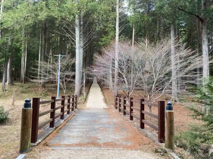 尾高山 観音堂(三重県)