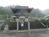 平等寺の山門・神門