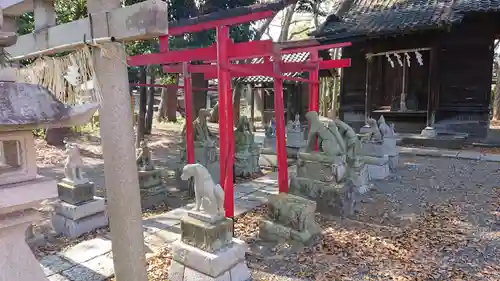 美濃輪稲荷神社の鳥居