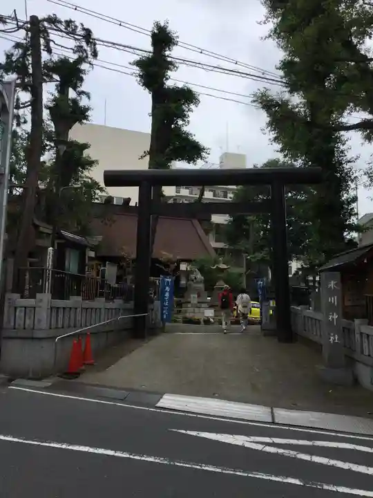 高円寺氷川神社の鳥居