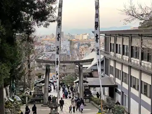 伊奈波神社の鳥居