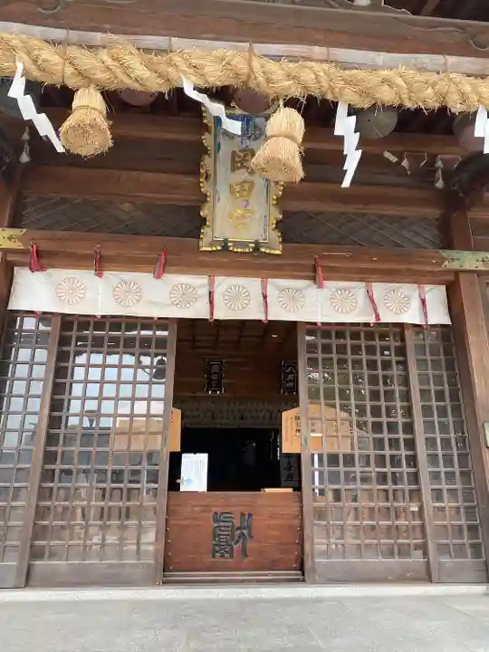 岡田神社の本殿・本堂