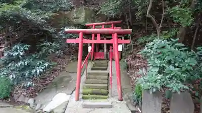 岩殿寺の末社・摂社