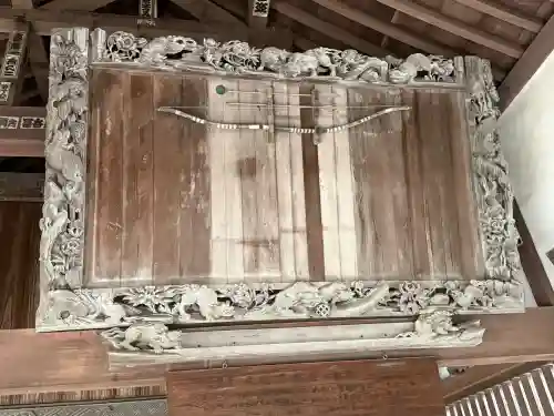 秩父神社の{uncategorized: "未分類", other: "その他", undefined: "問題あり", building: "その他建物", grave: "お墓", sacred_gate: "鳥居", guardian: "狛犬", statue: "像", buddha: "仏像", history: "歴史", nature: "自然", garden: "庭園", animal: "動物", pagoda: "塔", temizu: "手水舎", mountain_gate: "山門・神門", sanctuary: "本殿・本堂", subordinate: "末社・摂社", art: "芸術", scenery: "景色", jizo: "地蔵", ema: "絵馬", goshuin: "御朱印", omikuji: "おみくじ", items: "授与品その他", amulet: "お守り", goshuincho: "御朱印帳", eats: "食事", festival: "お祭り", votive_dance: "神楽", shichigosan: "七五三参", wedding: "結婚式", experience: "体験その他", initially: "初詣", around: "周辺", anti_infection: "感染症対策"}