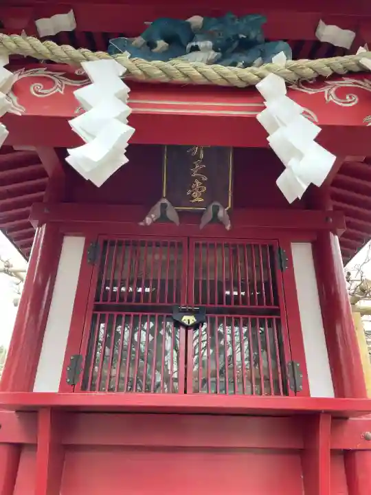 亀戸天神社の{uncategorized: "未分類", other: "その他", undefined: "問題あり", building: "その他建物", grave: "お墓", sacred_gate: "鳥居", guardian: "狛犬", statue: "像", buddha: "仏像", history: "歴史", nature: "自然", garden: "庭園", animal: "動物", pagoda: "塔", temizu: "手水舎", mountain_gate: "山門・神門", sanctuary: "本殿・本堂", subordinate: "末社・摂社", art: "芸術", scenery: "景色", jizo: "地蔵", ema: "絵馬", goshuin: "御朱印", omikuji: "おみくじ", items: "授与品その他", amulet: "お守り", goshuincho: "御朱印帳", eats: "食事", festival: "お祭り", votive_dance: "神楽", shichigosan: "七五三参", wedding: "結婚式", experience: "体験その他", initially: "初詣", around: "周辺", anti_infection: "感染症対策"}