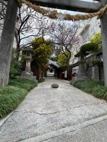 識名宮の{uncategorized: "未分類", other: "その他", undefined: "問題あり", building: "その他建物", grave: "お墓", sacred_gate: "鳥居", guardian: "狛犬", statue: "像", buddha: "仏像", history: "歴史", nature: "自然", garden: "庭園", animal: "動物", pagoda: "塔", temizu: "手水舎", mountain_gate: "山門・神門", sanctuary: "本殿・本堂", subordinate: "末社・摂社", art: "芸術", scenery: "景色", jizo: "地蔵", ema: "絵馬", goshuin: "御朱印", omikuji: "おみくじ", items: "授与品その他", amulet: "お守り", goshuincho: "御朱印帳", eats: "食事", festival: "お祭り", votive_dance: "神楽", shichigosan: "七五三参", wedding: "結婚式", experience: "体験その他", initially: "初詣", around: "周辺", anti_infection: "感染症対策"}