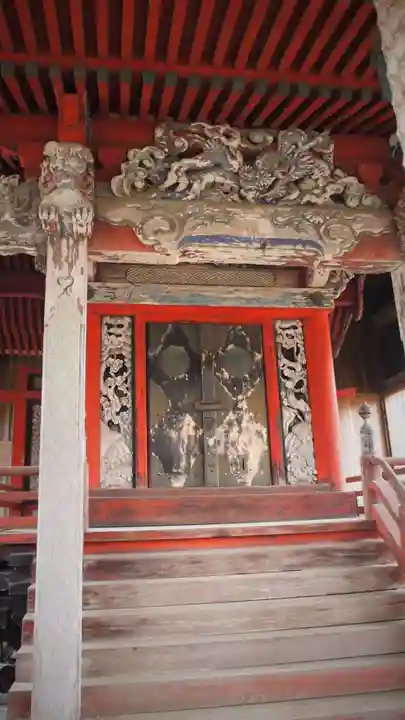 熊野神社の本殿・本堂