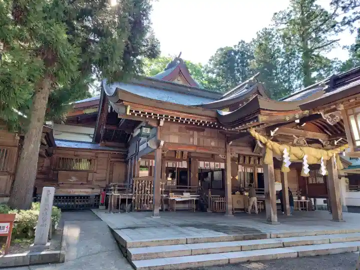 白山比咩神社の{uncategorized: "未分類", other: "その他", undefined: "問題あり", building: "その他建物", grave: "お墓", sacred_gate: "鳥居", guardian: "狛犬", statue: "像", buddha: "仏像", history: "歴史", nature: "自然", garden: "庭園", animal: "動物", pagoda: "塔", temizu: "手水舎", mountain_gate: "山門・神門", sanctuary: "本殿・本堂", subordinate: "末社・摂社", art: "芸術", scenery: "景色", jizo: "地蔵", ema: "絵馬", goshuin: "御朱印", omikuji: "おみくじ", items: "授与品その他", amulet: "お守り", goshuincho: "御朱印帳", eats: "食事", festival: "お祭り", votive_dance: "神楽", shichigosan: "七五三参", wedding: "結婚式", experience: "体験その他", initially: "初詣", around: "周辺", anti_infection: "感染症対策"}