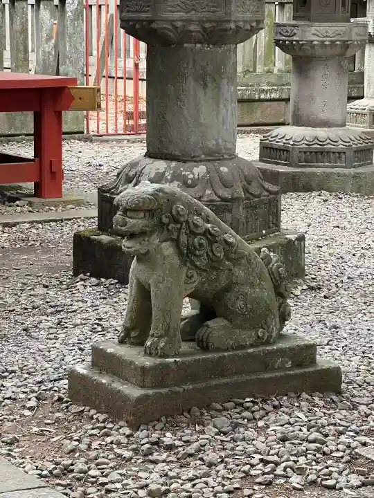 仙波東照宮の{uncategorized: "未分類", other: "その他", undefined: "問題あり", building: "その他建物", grave: "お墓", sacred_gate: "鳥居", guardian: "狛犬", statue: "像", buddha: "仏像", history: "歴史", nature: "自然", garden: "庭園", animal: "動物", pagoda: "塔", temizu: "手水舎", mountain_gate: "山門・神門", sanctuary: "本殿・本堂", subordinate: "末社・摂社", art: "芸術", scenery: "景色", jizo: "地蔵", ema: "絵馬", goshuin: "御朱印", omikuji: "おみくじ", items: "授与品その他", amulet: "お守り", goshuincho: "御朱印帳", eats: "食事", festival: "お祭り", votive_dance: "神楽", shichigosan: "七五三参", wedding: "結婚式", experience: "体験その他", initially: "初詣", around: "周辺", anti_infection: "感染症対策"}