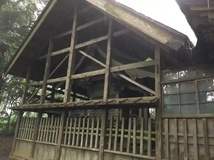 子安神社の本殿・本堂